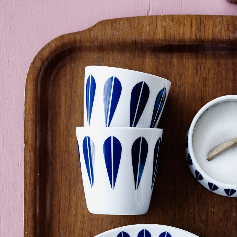 Serving tray with cups and bowl showcasing the ‘Lotus’ pattern by Arne Clausen. ARNE CLAUSEN COLLECTION, Lotus | White, blue, Sugar Bowls & Creamers.
